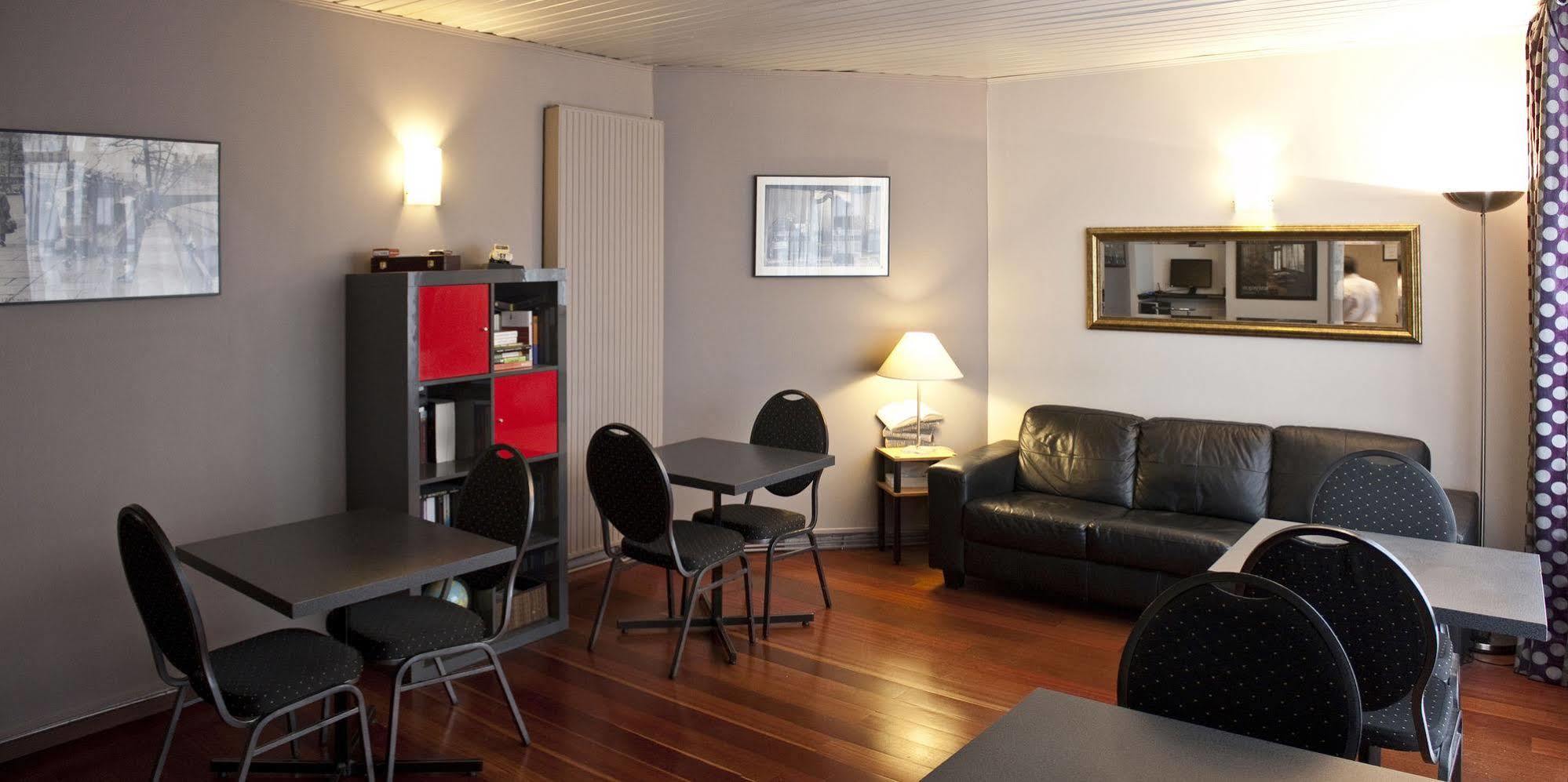 Hotel Hippodrome Париж Екстер'єр фото
